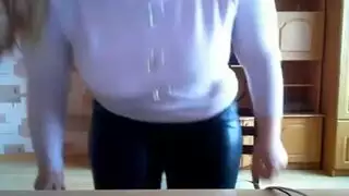 أثداء كبيرة وحلمات ملتهبة عرض كاميرا ساخن مثير