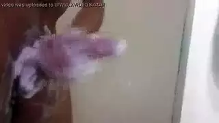 الصابون منتصب الديك منتصب على السجاد