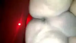 شريط جنس عربي: أشد نيك شرجي وإيلاج مزدوج قاسي