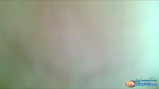 عربية شقراء ساخنة تُدَق بواسطة زوجها في فيلم منزلي