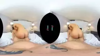 ممارسة الجنس بالواقع الافتراضي مع أثداء عملاقة