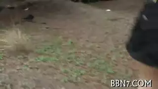 اراد ان ينيك جارته