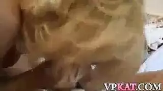 دمية عقلية قذرة الرياء الحمار الجميل