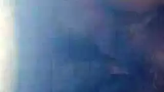 صديق الابن يمارس الجنس بعمق مع الميلف الشقراء على الأريكة